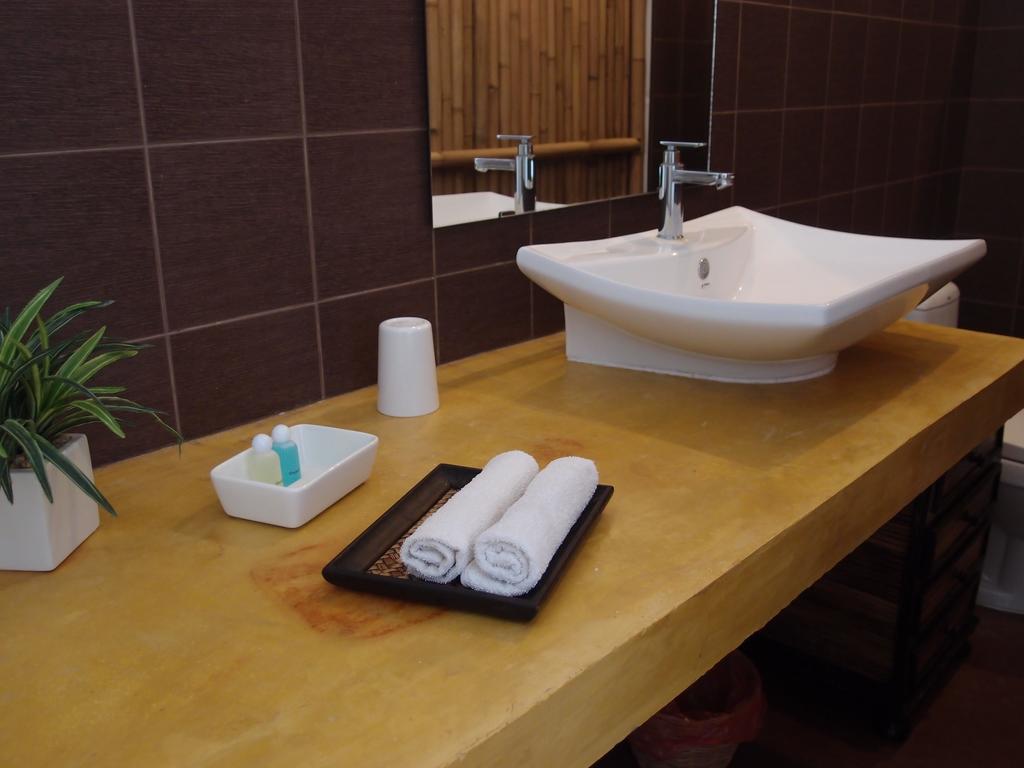 Angkana Bungalows Adults Only Thong Sala Bilik gambar